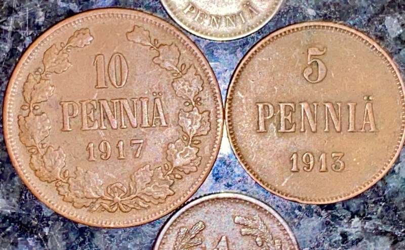 FINLAND SET 50 PENNIA 1923 - 10 PENNIA 1917- 5 PENNIA 1913 & 1 MARKKAA 1949(1 BID TAKES ALL)
