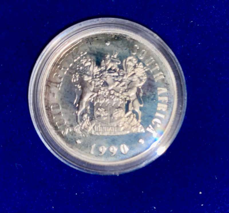 SOUTH AFRICA PROOF SILVER R1 -- 1990 -- IN SA MINT BOX & CAPSULE