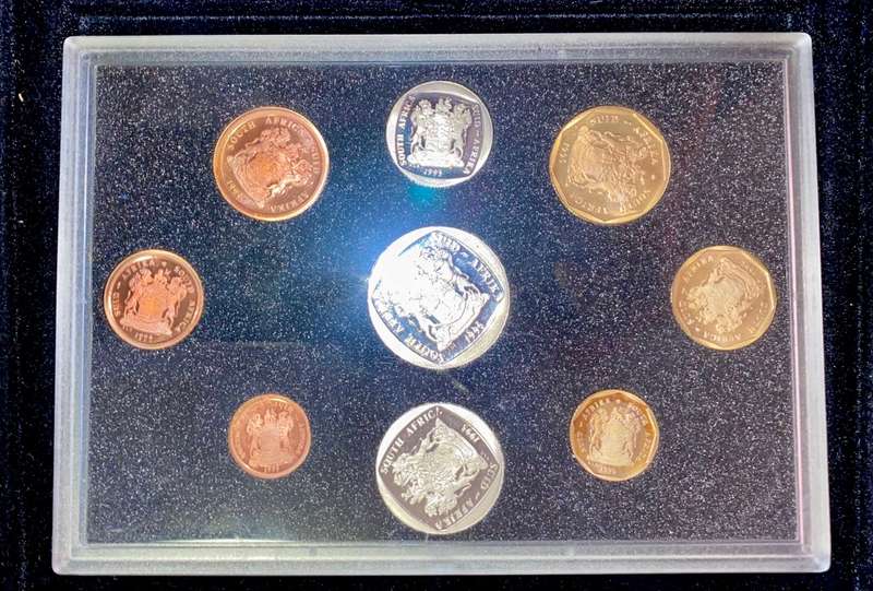 SOUTH AFRICA MINT PROOF COIN SET R5 TO 1 CENT -- 1995 -- IN ORIGINAL BOX