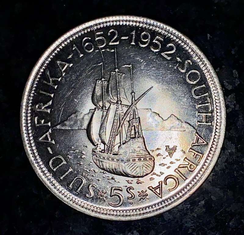 S A UNION SILVER 5 SHILLINGS 1952 EXCELLENT CONDITION SILVER CROWN