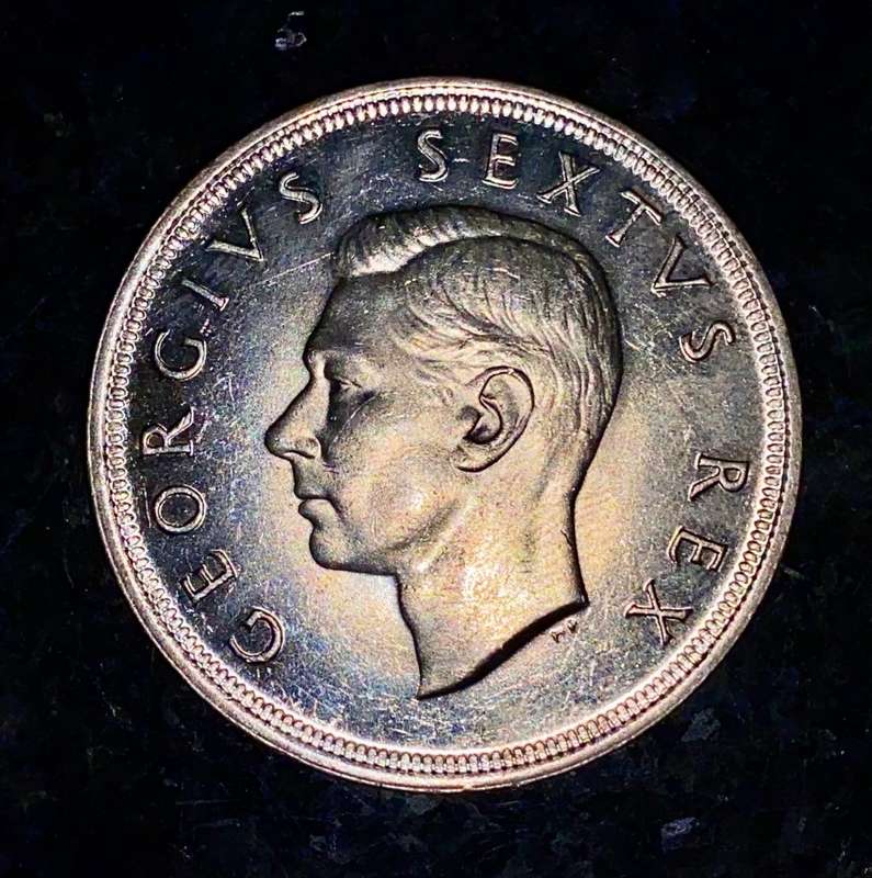 S A UNION SILVER 5 SHILLINGS 1952 EXCELLENT CONDITION SILVER CROWN