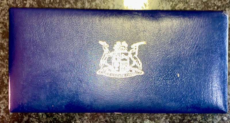 SA MINT PROOF SET 1989 SILVER R1 (AMAZING BLUE TONINING) TO 1 CENT WITH EXTRA R1 - BLUE S A MINT BOX