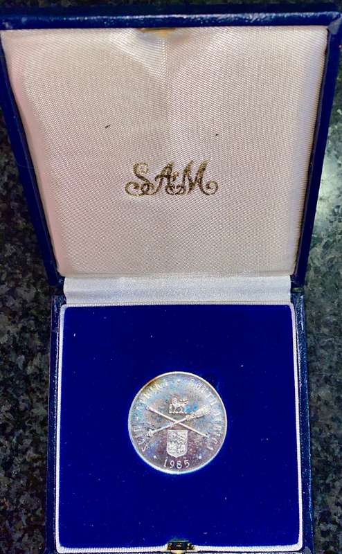 SOUTH AFRICA PROOF SILVER R1 -- 1985 -- PARLIAMENT - AMAZING TONING IN SA MINT BOX