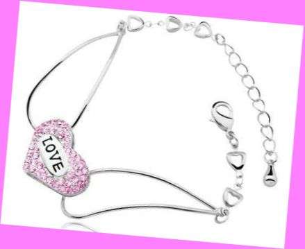*R1* - ENCHANTING PINK CRYSTAL HEART LOVE BRACELET