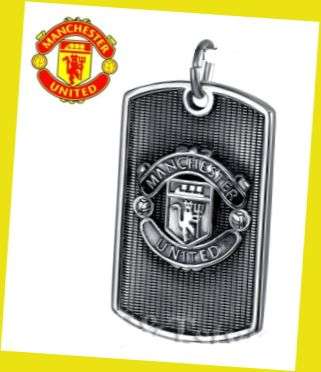 COOL SOLID STAINLESS STEEL MANCHESTER UNITED SOCCER PENDANT