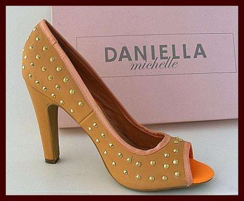 GENUINE LEATHER STUDDED TALIA ROSE SHOES FROM ZOOM - SIZES: 5 and 7