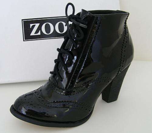 BLACK VICTORIAN SHOE BOOTS FROM ZOOM - SIZE: 5