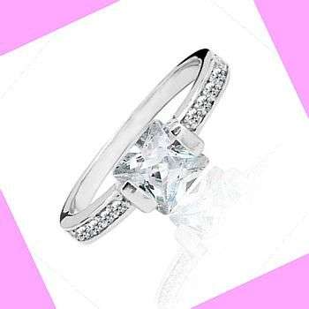 PERFECT CZ DIAMOND ENGAGEMENT RING - SIZE: 8
