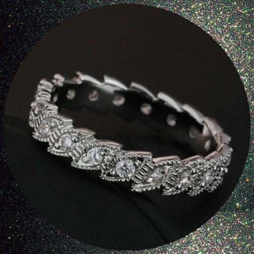 LEAF DESIGN Cr. DIAMOND ETERNITY RING - SIZE: 7