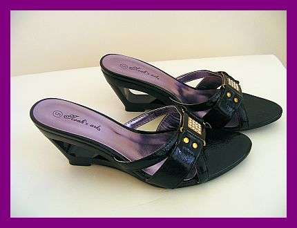 SIZE: 5 - BEAUTIFUL BLACK WEDGE HEEL SANDALS WITH DIAMANTE DETAIL