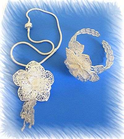 MAGNIFICENT ROSE BRACELET & NECKLACE IN STERLING SILVER