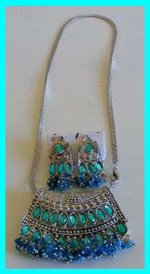 *R1* - STUNNING SILVER AND BLUE NECKLACE AND EARRING SET