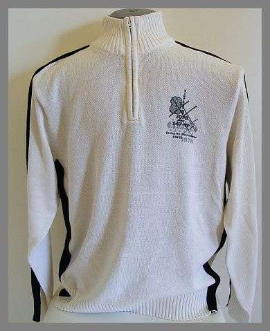 SIZE : LARGE - WHITE ZIP NECK JERSEY
