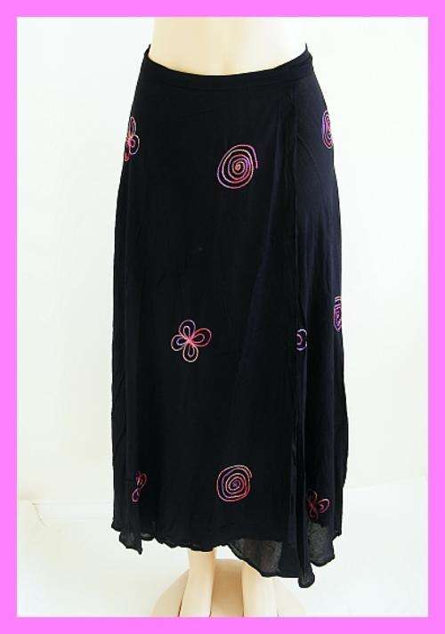 SIZE: ONE SIZE FITS ALL - STUNNING BLACK WRAP AROUND SKIRT
