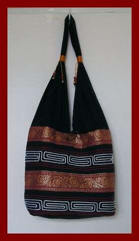 TRENDY MAROON & GOLD DETAILED HOBO BAG