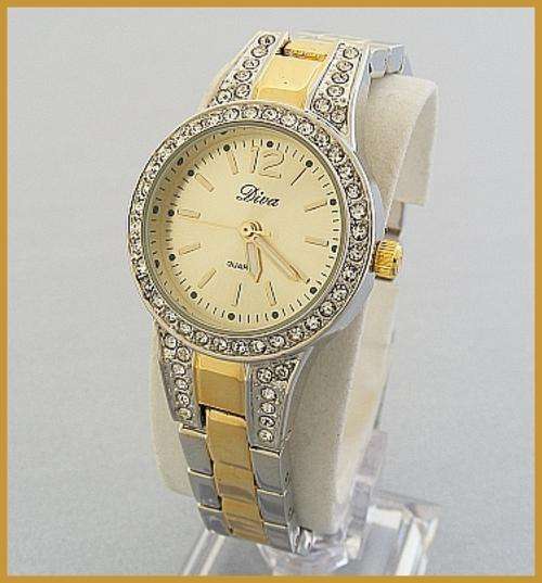 STUNNING GOLD & SILVER DIAMANTE DIVA WATCH
