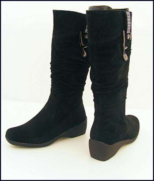 SIZE: 7 - BLACK VELVET BOOTS