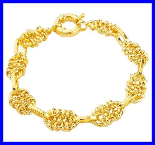 FUNKY 18K GOLD EP BRACELET - A MUST HAVE