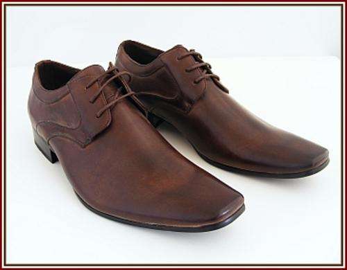 SIZE: 9 - BROWN LEATHER SHOES FROM MARKHAMS
