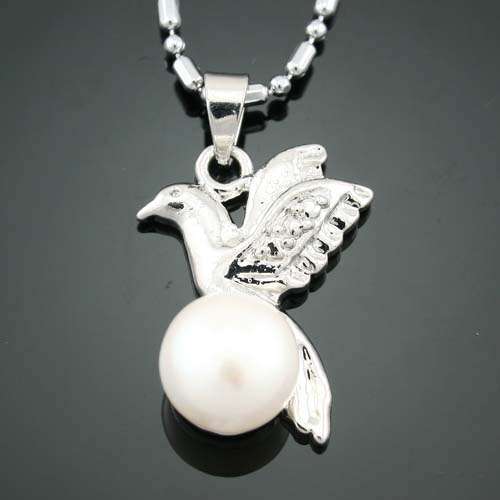 *R1* - PEACE DOVE FRESHWATER PEARL PENDANT & CHAIN