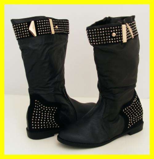 SIZE: 7 - BLACK BIKER STYLE BLING BOOTS