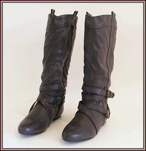 *R1* - SIZE: 5 - BROWN BUCKLE BOOTS
