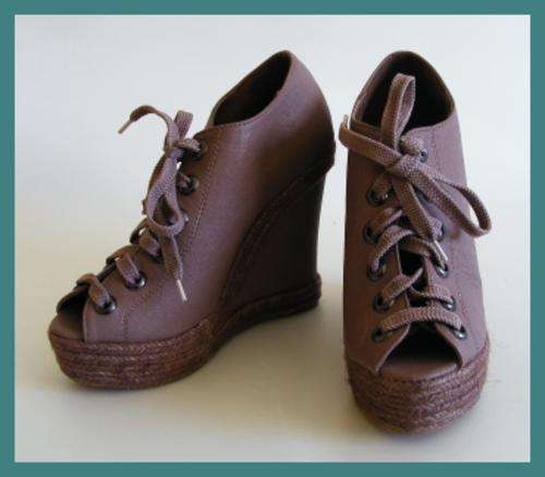 SIZE: 4 - NUDE WEDGE HEEL PEEPTOE LACE-UP SHOES