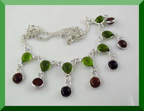 *R1* - GREEN PERIDOT / RED-BLACK ONYX SILVER NECKLACE