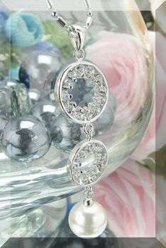 ELEGANT FRESH WATER PEARL PENDANT & CHAIN