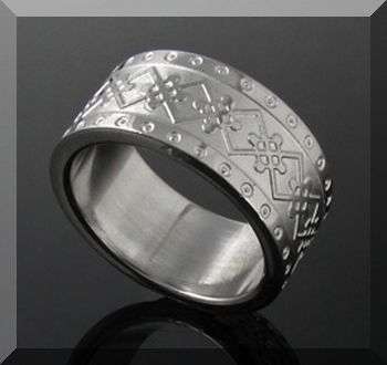 *R1* - STYLISH SOLID STAINLESS STEEL RING - SIZE : 8