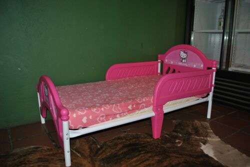 Hello Kitty Bed