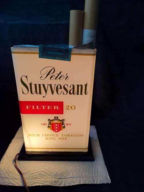 1960/70`s Advertising Peter Stuyversant Cigarettes illuminated sign/box - working
