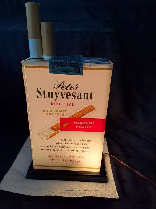 1960/70`s Advertising Peter Stuyversant Cigarettes illuminated sign/box - working
