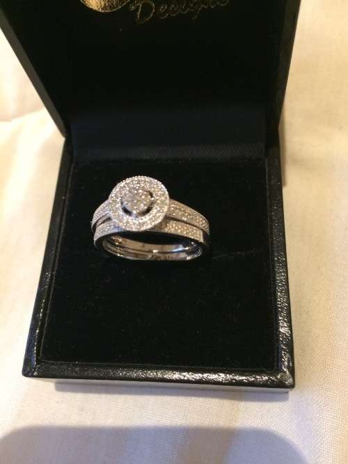 9ct White Gold Diamond Ring & Band - Total 60 Diamonds