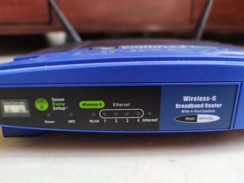2x WiFi Router