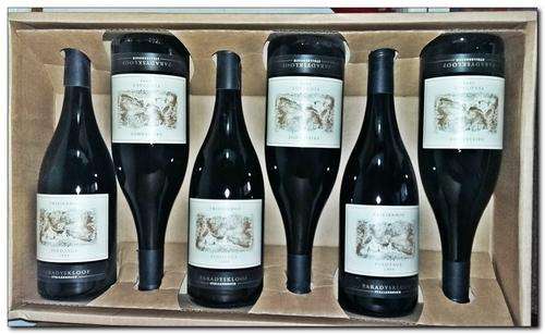 6 x 1999 VRIESENHOF PINOTAGE (PARADYSKLOOF) - WORTH WELL OVER R1500.00