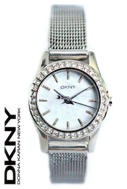DKNY MOTHER OF PEARL WITH SWAROVSKI CRYSTALS LADIES WATCH   **VALUE: R3700.00**