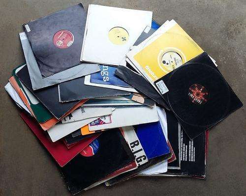 ** BULK LOT - 80 ASSORTED DJ'S VINYLS - MOSTLY HOUSE MUSIC **