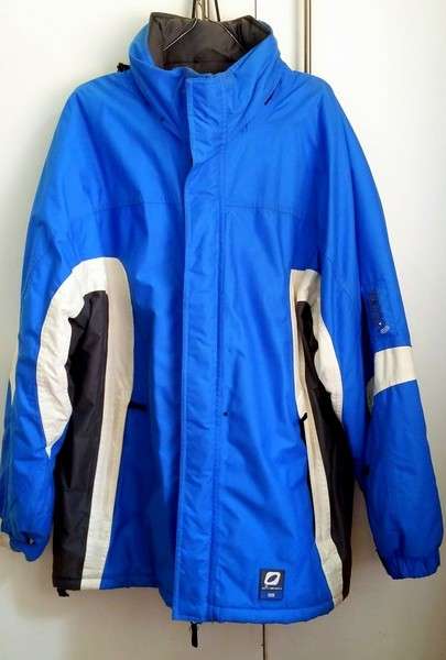 ** R1 CLEARANCE SALE ** MENS PADDED SKI / SNOWBOARDING JACKET (FROM GERMANY) - SIZE XL