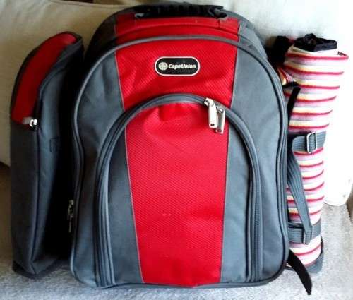 ** R1 CLEARANCE SALE ** CAPE UNION PICNIC BACKPACK SET