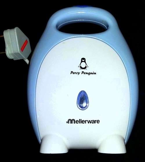 ** R1 CLEARANCE SALE **  MELLERWARE PENGUIN SHAPED WAFFLE MAKER
