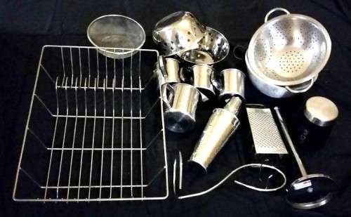 ** R1 CLEARANCE SALE ** ASSORTED STAINLESS STEEL KITCHEN SET (18 PIECES)