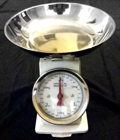 ** R1 CLEARANCE SALE ** KITCHEN SCALE WITH STAINLESS STEEL WEIGHING DISH