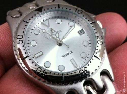 YONGDA JAPANESE MOVEMENT STAINLESS STEEL WATCH