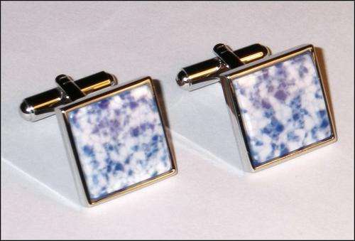 ** BLUE / WHITE MOTTLED CUFFLINKS **