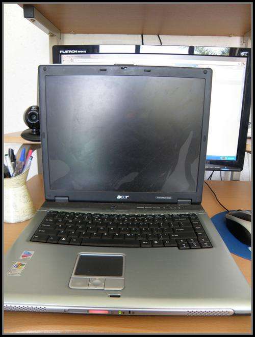 ** Acer TravelMate 4150 (Screen needs replacing) **