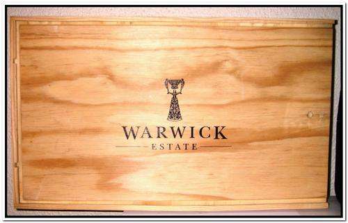 ** CRAZY R1 START -  Warwick Trilogy Wooden Wine box **