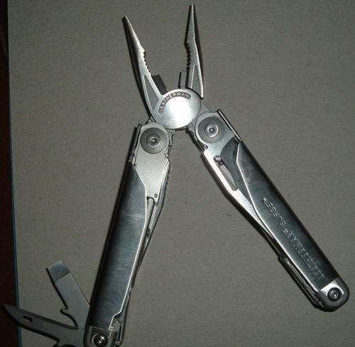 Leatherman Surge