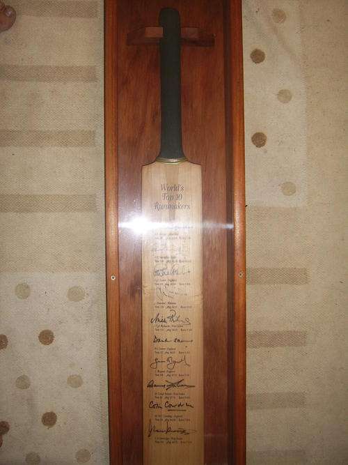 Worlds Top 10 Test Cricket Runmakers autographed bat in Case