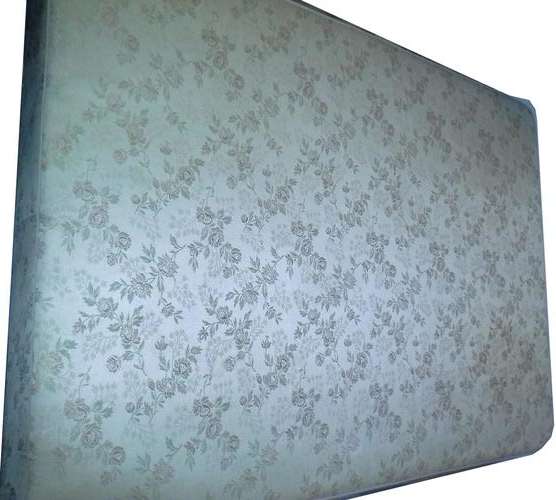 Queen size bed mattress